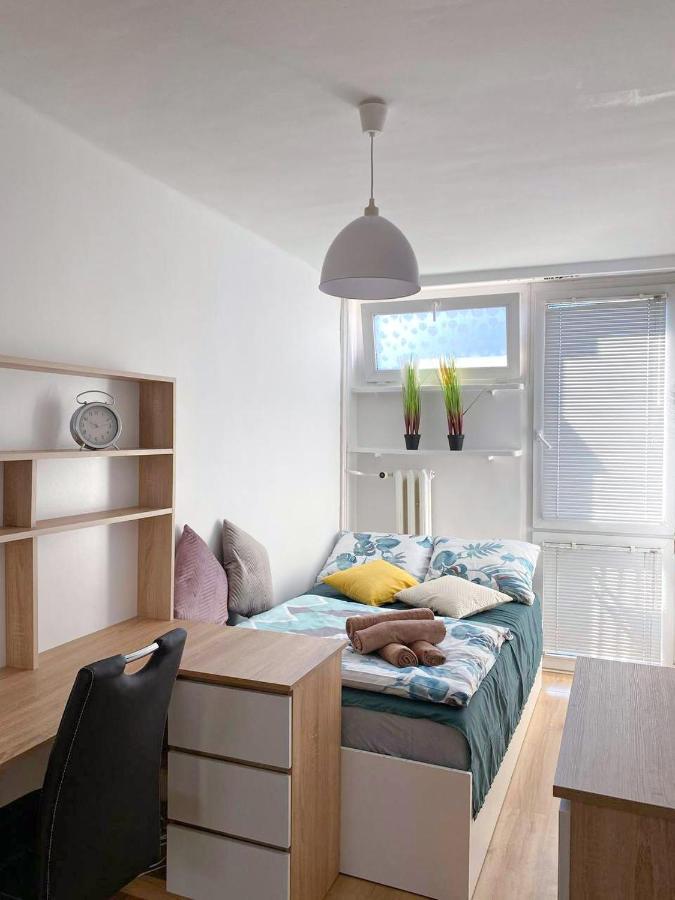 Bright Room №3 Grzybowska 9 Warschau Buitenkant foto